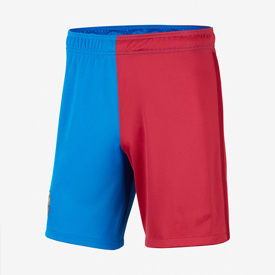 socceruni9.jpg